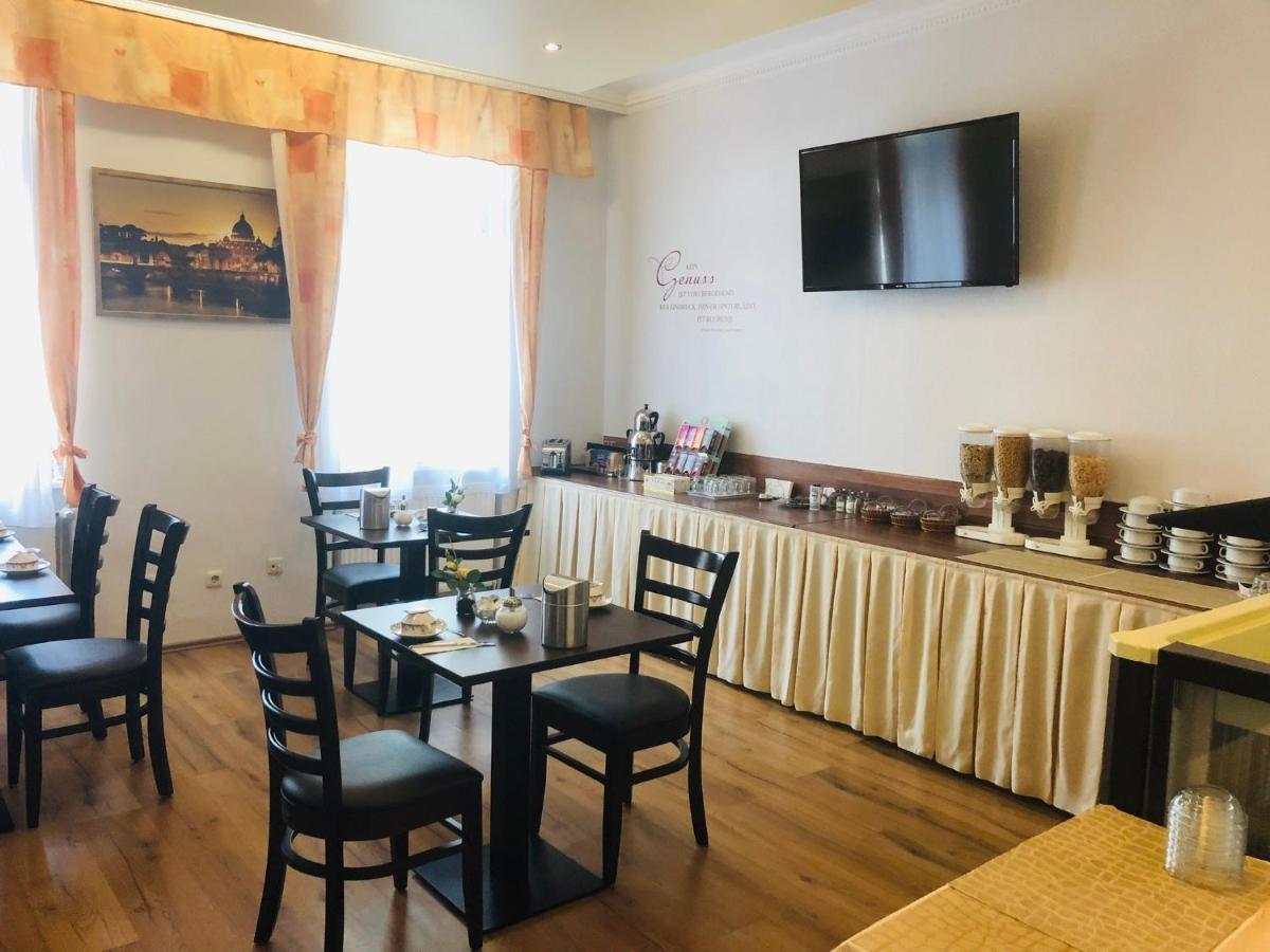 皮革博物馆酒店 奥芬巴赫 外观 照片